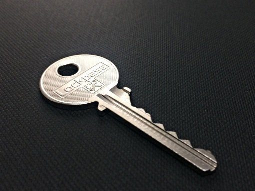 Quelles clés choisir pour ma boîte aux lettres : clés batteuses ou clés PTT  ? – Lockpass